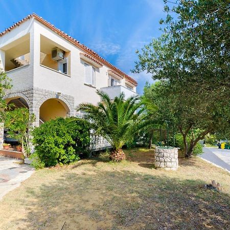 Apartments Sime لوبار المظهر الخارجي الصورة